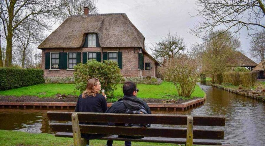 From Amsterdam: Giethoorn Guided Day Trip with Canal Cruise - Who Should Book This Giethoorn Day Trip (and Who Might Not)