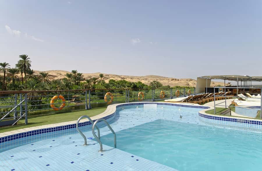 From Aswan: 4 Days Nile River Cruise with Guided Tours - Day 3: Valley of the Kings, Queen Hatshepsut, Howard Carter House