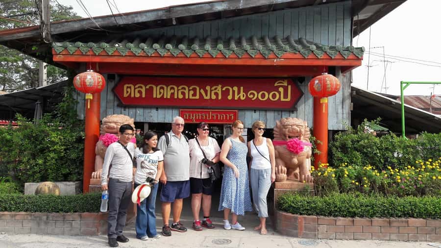 From Bangkok: Chachoengsao Tour and Bang Pakong River Cruise - Khlong Suan Market: A Canal Market Built for Barter