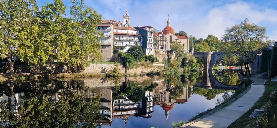 From Gaia Douro Valley Tour Wine Tasting River Cruise Lunch - Sabrosa Lunch: Local Plates, Real Time to Eat