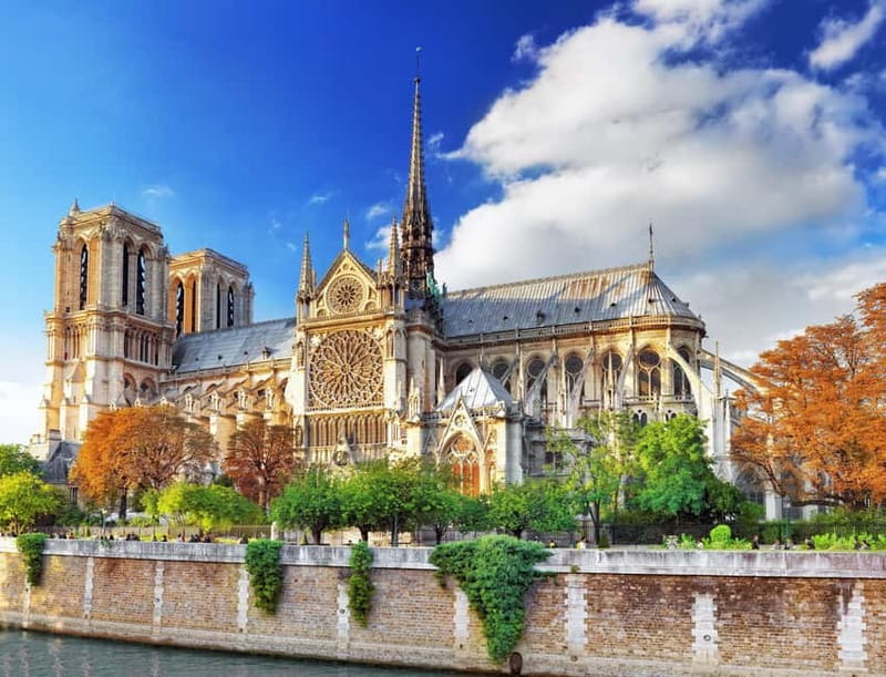 From Le Havre: Deluxe Paris Tour with Seine River Cruise - The Seine River cruise: the easiest way to see central Paris