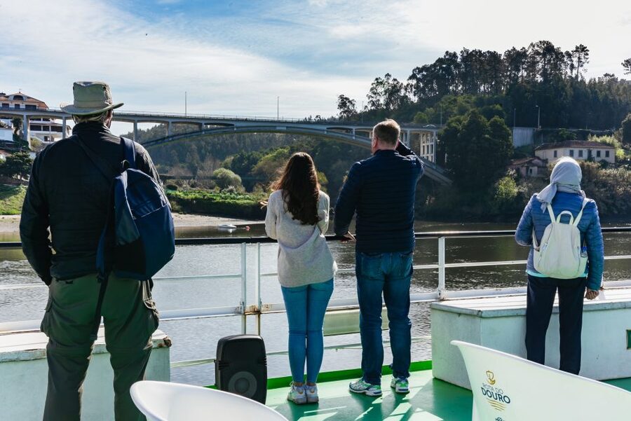 From Porto: Douro River Cruise to Régua with Lunch - The ride back to Porto: plan for an evening return