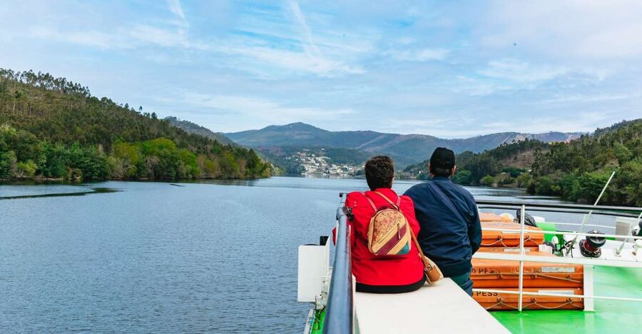 From Porto: Douro River Cruise to Régua with Lunch - Douro from Porto to Régua: the big idea behind this day trip