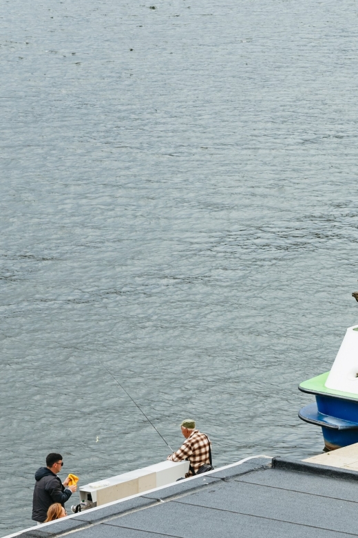From Porto: Douro River Cruise to Régua with Lunch - Starting at Cais da Estiva 94 in Porto: first steps matter