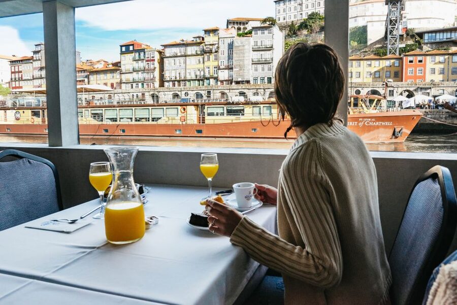 From Porto: Douro River Cruise to Régua with Lunch - The 6-hour Douro cruise: what the river time feels like
