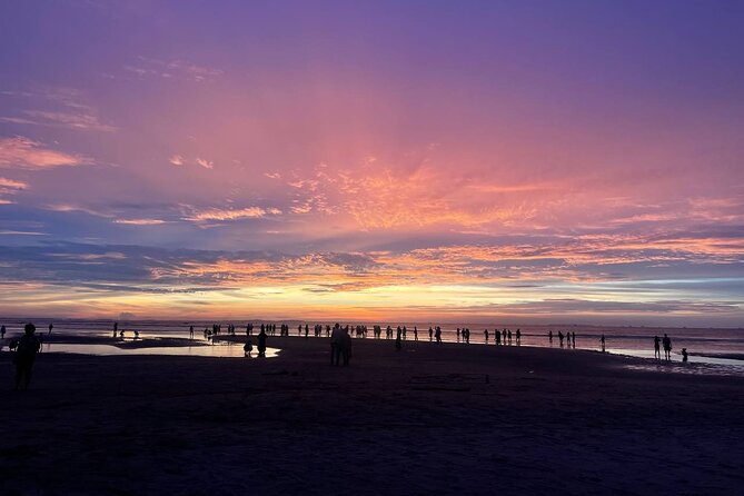 Full Day Bongawan River Cruise with Proboscis Monkey Sightseeing - Beach Photo Stop and Sky Mirror Views at Sunset