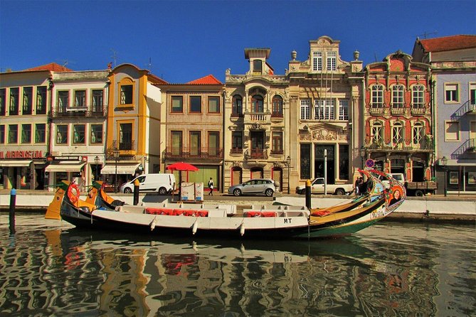 Full Day Tour from Porto to Coimbra and Aveiro with River Cruise - Meeting point and timing: how to avoid the day getting away from you