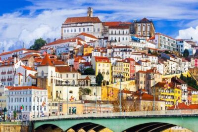 Full Day Tour from Porto to Coimbra and Aveiro with River Cruise - Se Velha de Coimbra: the free historic-center hour-and-a-half