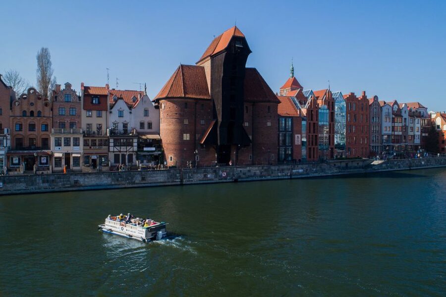 Gdańsk: Motlawa River Sightseeing Catamaran Cruise - Teutonic Castle Wall Remains and Długie Pobrzeże: History in River Context