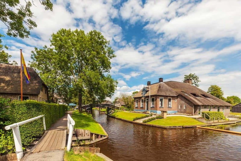Giethoorn: Canal Cruise & lake Tour & Sightseeing Village - Timing that works: choosing your start time and using the full 3 hours