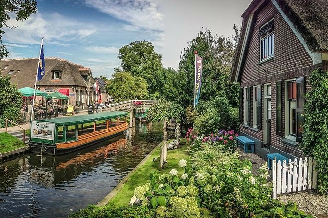 Giethoorn Private Tour, Canal Cruise and Windmills from Amsterdam - Price and value: what $475.62 per person actually covers
