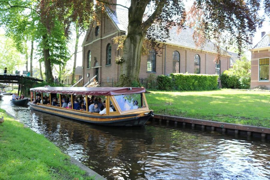 Giethoorn: Village & National Park Canal Cruise with Coffee - Key Points I’d Plan Around