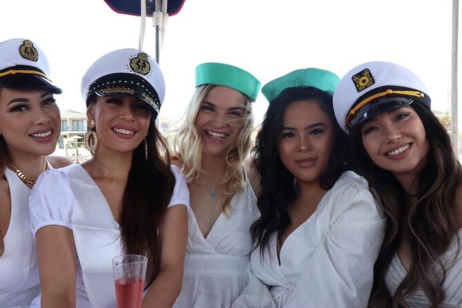 Gold Coast Private Skippered Limo on the Water Canal Cruise - Skippered vs self-drive: choose based on your comfort level