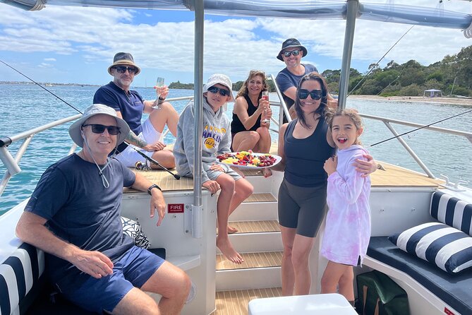 Gold Coast Private Skippered Limo on the Water Canal Cruise - The cruise route: Main Beach to Cronin Island homes