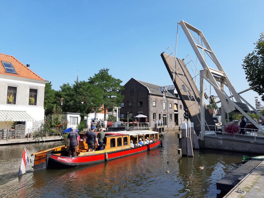 Gouda: Historical Canal Cruise - Inside the Monumental City Center: What You’re Actually Seeing