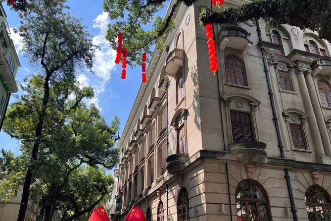 Guangzhou Private Tour of Canton Tower and Pearl River Cruise - Shamian Island Stroll: Colonial Streets Without the Big Hustle
