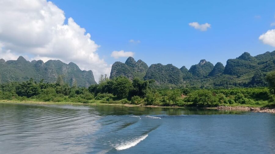 Guilin: 3 star Li River Cruise & Sightseeing Tour - Price and Logistics Check: Is $79 Good Value for You?