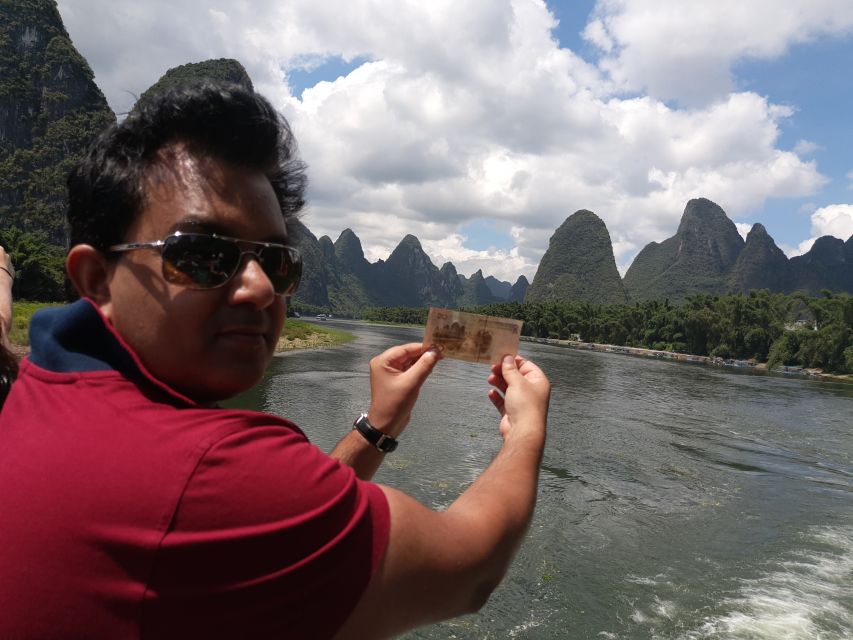 Guilin: Li River Cruise with Buffalo and Tour of Yangshuo - Arriving in Yangshuo: West Street Break Before You Ride