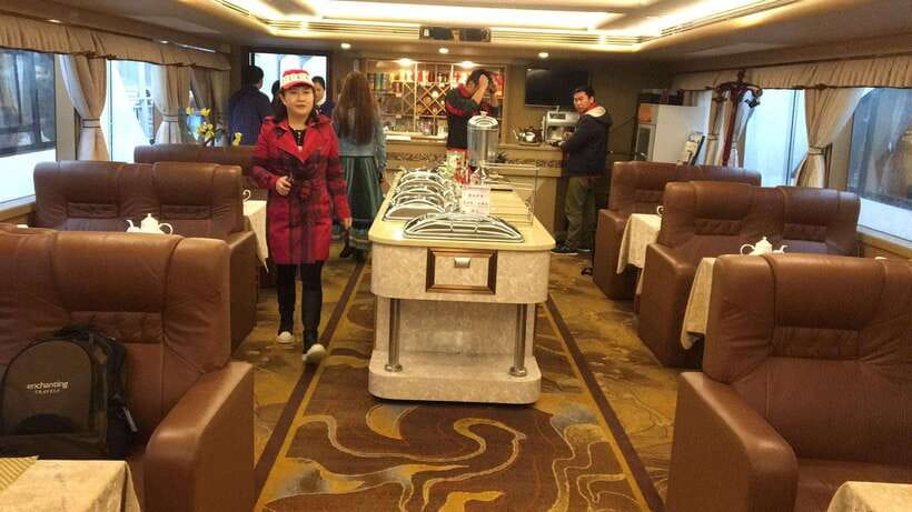 Guilin: Li River Cruise with Transfer to Yangshuo - From Guilin pickup to Zhujiang Pier: a smooth start