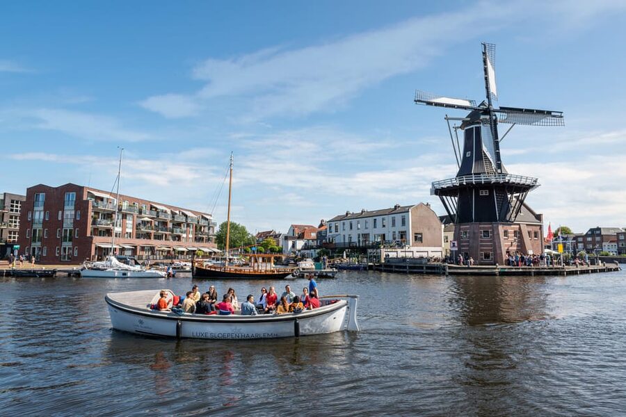 Haarlem: De Adriaan Windmill Tour + Open Canal Cruise - Entering Windmill De Adriaan: Why This Stops First