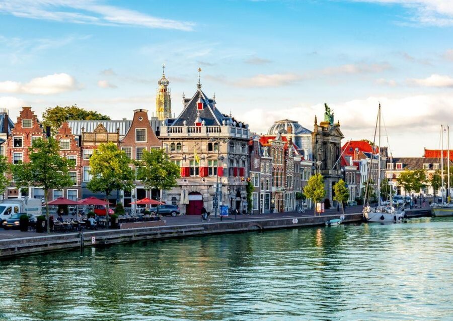 Haarlem: Dutch Windmill & Spaarne River Sightseeing Cruise - Comfort, snacks, and what to bring