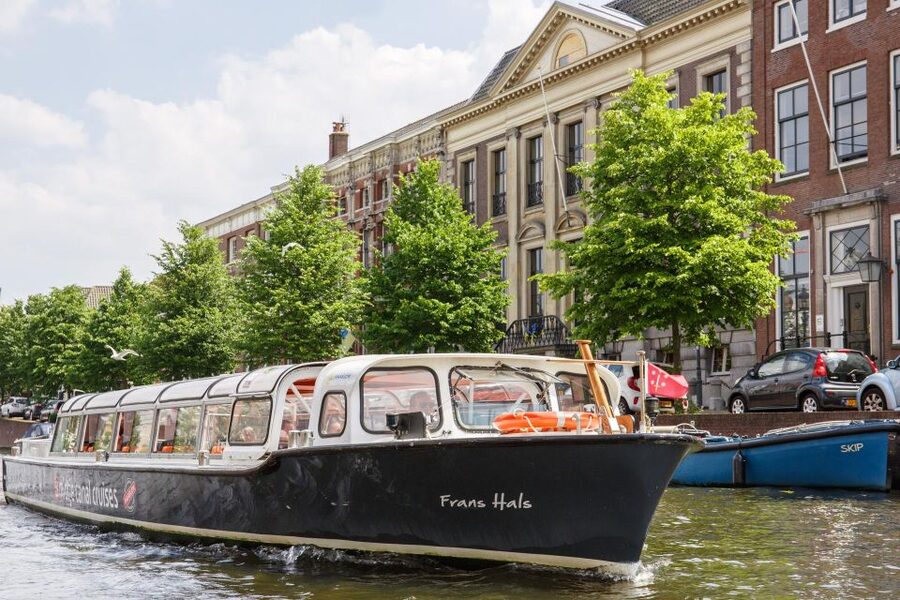 Haarlem: Sightseeing Canal Cruise through the City Center - Key takeaways before you go