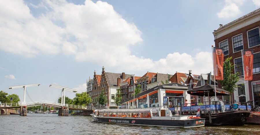 Haarlem: Sightseeing Canal Cruise through the City Center - A 50-Minute Canal Spin Through Haarlem’s Center