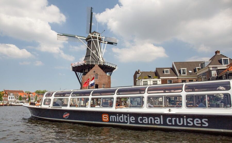 Haarlem: Sightseeing Canal Cruise through the City Center - Who This Cruise Is Best For (and Who Might Skip)