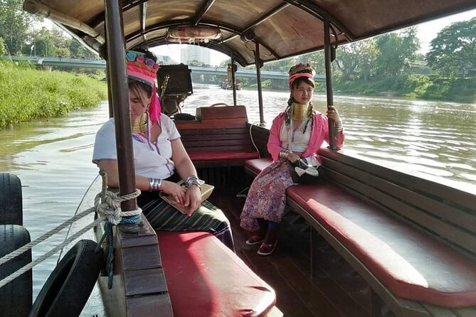 Half Day Private Chiang Mai Trishaw Ride and Mae Ping River Cruise - Warorot Market (Kad Luang): flower garlands and lotus-folding
