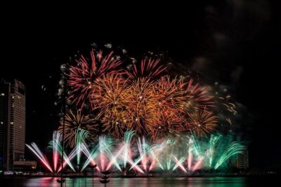 Han River Cruise Evening Ticket in Danang City - The 50-minute route: Han Bridge, Dragon Bridge, and Tran Thi Ly Bridge