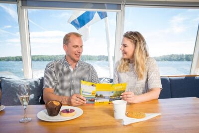 Helsinki Canal Cruise - What you’ll actually see: islands, Suomenlinna, and the zoo island