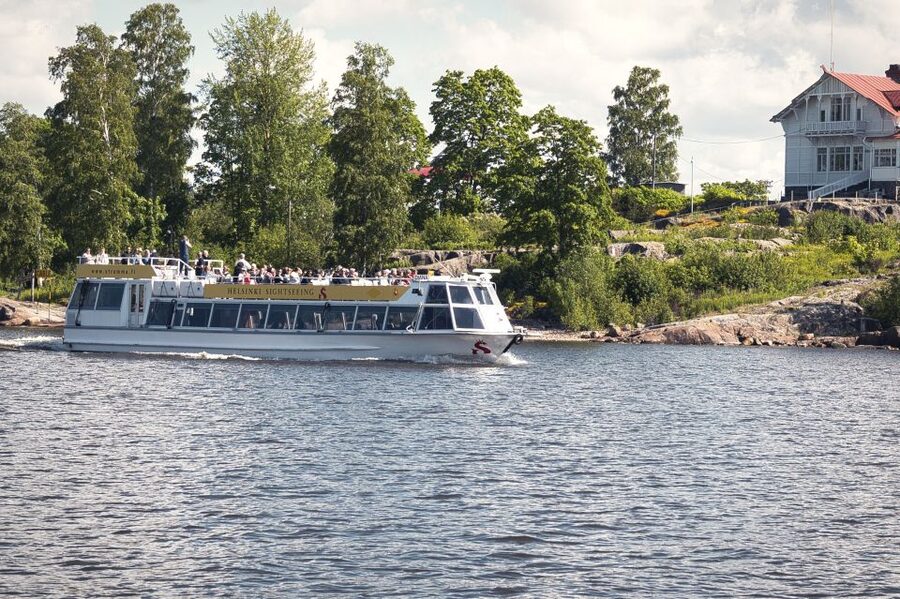 Helsinki: Sightseeing Canal Cruise with Audio Commentary - Price and value: is $33 worth 1.5 hours on the water?