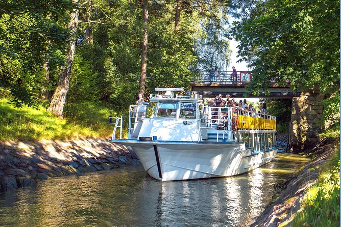 Helsinki Supersaver: Hop On-Hop Off Bus and Helsinki Canal Cruise - Practical tips: how to make the audio and stops work for you