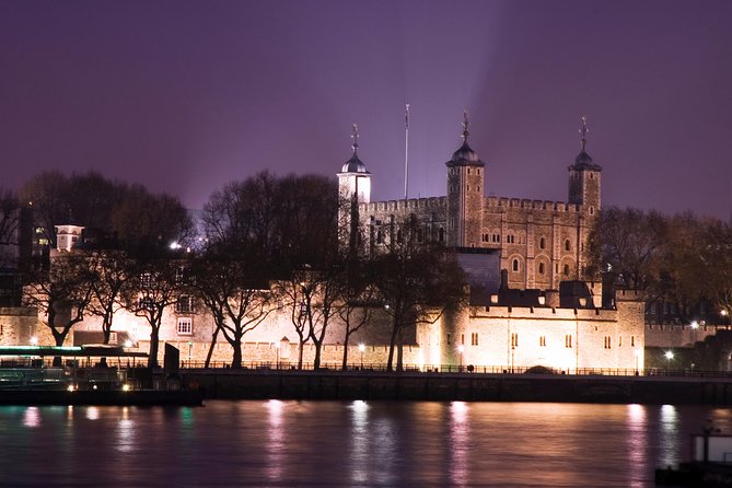Highlights of Royal London Bike Tour with River Cruise Package - The City of London section: Tower Bridge views plus a different London