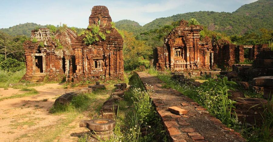 Hoi An: My Son Sanctuary and Thu Bon River Boat Trip - Guided walking tour at My Son: temples, towers, and pacing that works