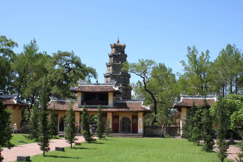Hue: Perfume River Cruise with Thien Mu Pagoda & Tombs - Key points before you go