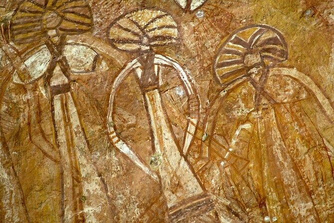 Kakadu National Park Full Day Tour + Yellow Water River Cruise - Food, pacing, and why a small group matters