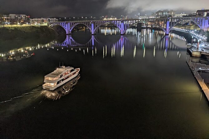 Knoxville River Cruise Aboard the Volunteer Princess - Stepping Onto the Volunteer Princess at Volunteer Landing