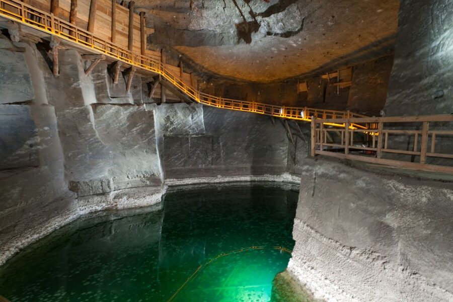 Krakow: River Cruise and Wieliczka Salt Mine Group Tour - Vistula River Cruise From Inflancki Boulevard: Easy Start, Great Views