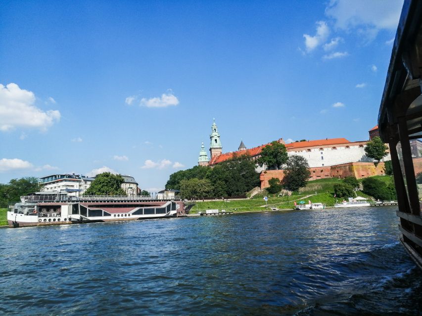 Krakow: Scenic River Cruise - Under Zwierzyniec Bridge and past the Bishop’s Palace