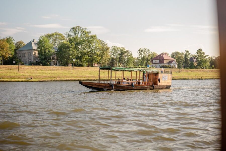 Krakow: Vistula River Sightseeing Cruise ️ - Price and value: why $16 for a narrated cruise can be a smart move