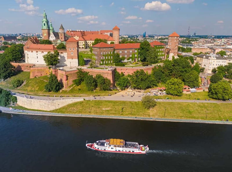 Krakow: Vistula River Sightseeing Cruise with Audio Guide - Where You Board: Wiślany Ogród by the Bridge Dębnicki