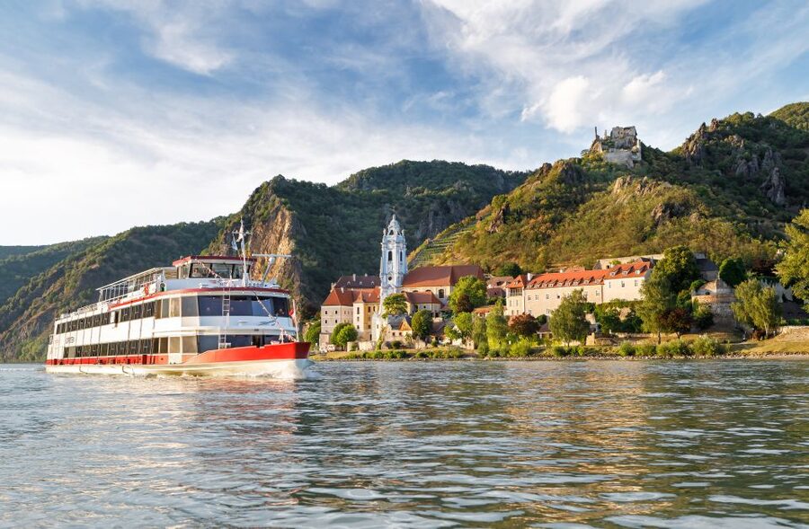 Krems: Wachau Valley River Cruise with 3-Course Meal - Key things to know before you go
