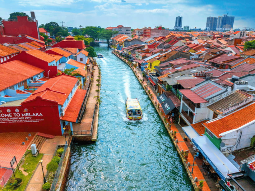 Kuala Lumpur: Malacca Day Trip with River Cruise and Lunch - Portuguese and Protestant Landmarks: A Famosa and St. Paul’s Church