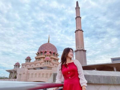 Kuala Lumpur: Putrajaya Tour Half Day Tour [Shared/Private] - Tasik Putrajaya cruise: the best views come from the water