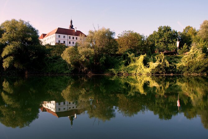 Kupa River Cruise in the Traditional Žitna lađa boat in Karlovac - Who this cruise fits best (and who may want to skip it)