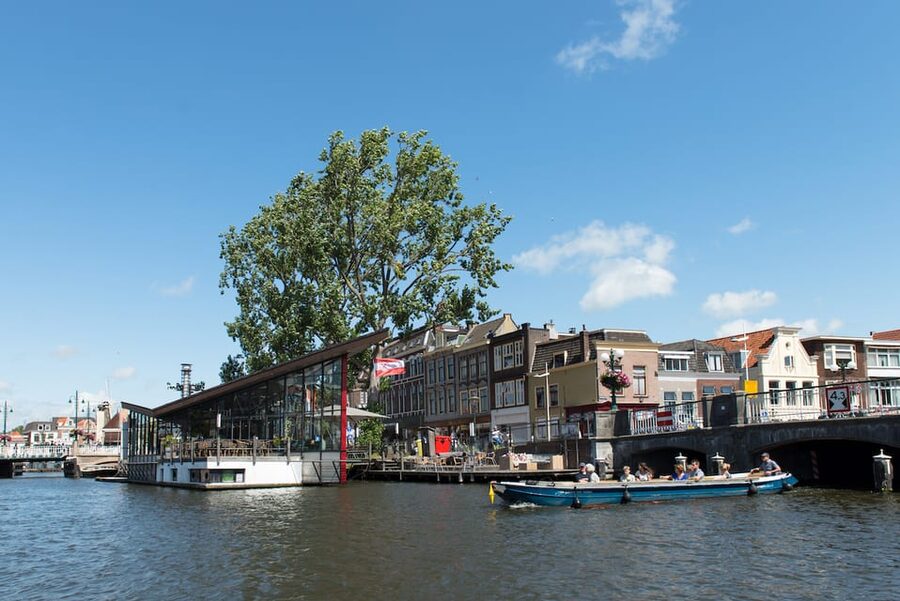 Leiden: Guided City Canal Cruise - Price and Value: Why $15 for a 1-Hour Canal Cruise Makes Sense