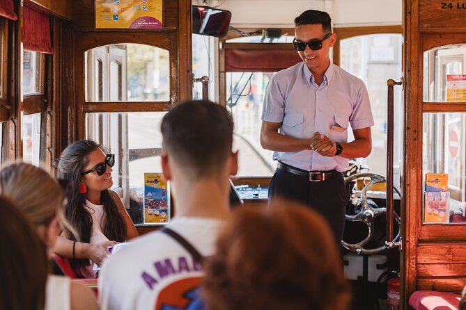 Lisbon Hop-On Hop-Off Bus, Tram Tour, River Cruise for 72/96Hour - Stop-by-stop: what each part of the route is really like