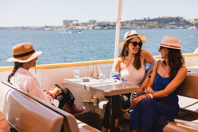 Lisbon Hop-On Hop-Off Bus, Tram Tour, River Cruise for 72/96Hour - Logistics tips that make the difference