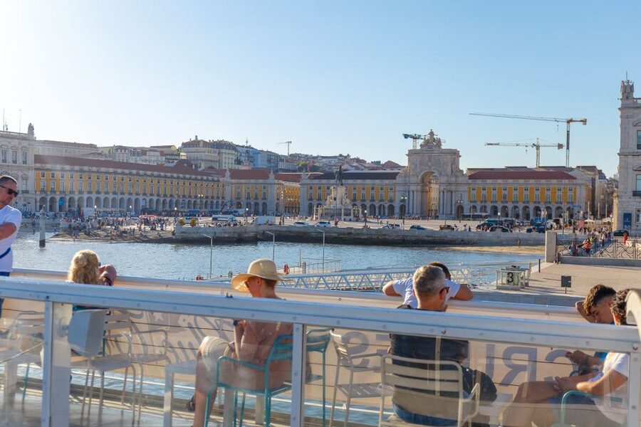 Lisbon: Tagus River Cruise with Welcome Drink - Christ the King from the river: making the most of the view